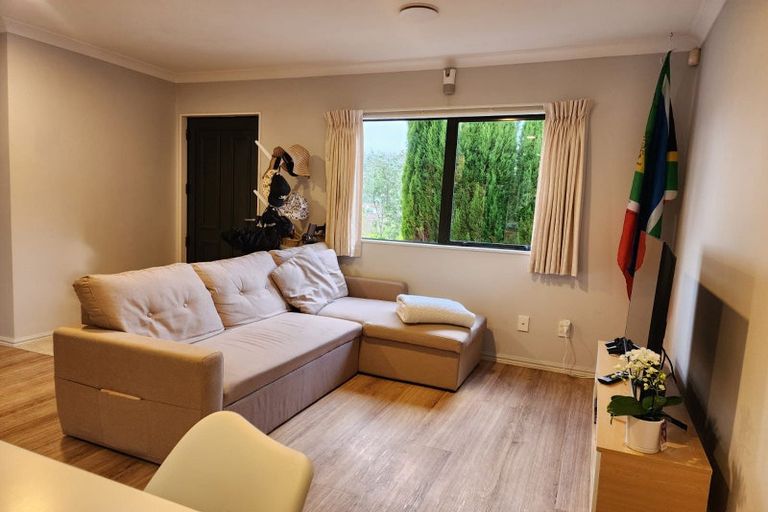 Photo of property in 28 Langana Avenue, Browns Bay, Auckland, 0630