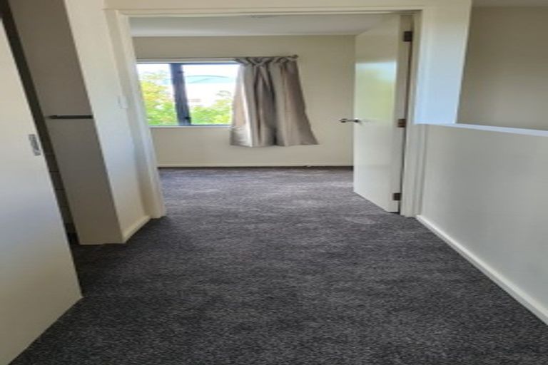 Photo of property in Lakeview Terrace, 20/14 Ambrico Place, New Lynn, Auckland, 0600