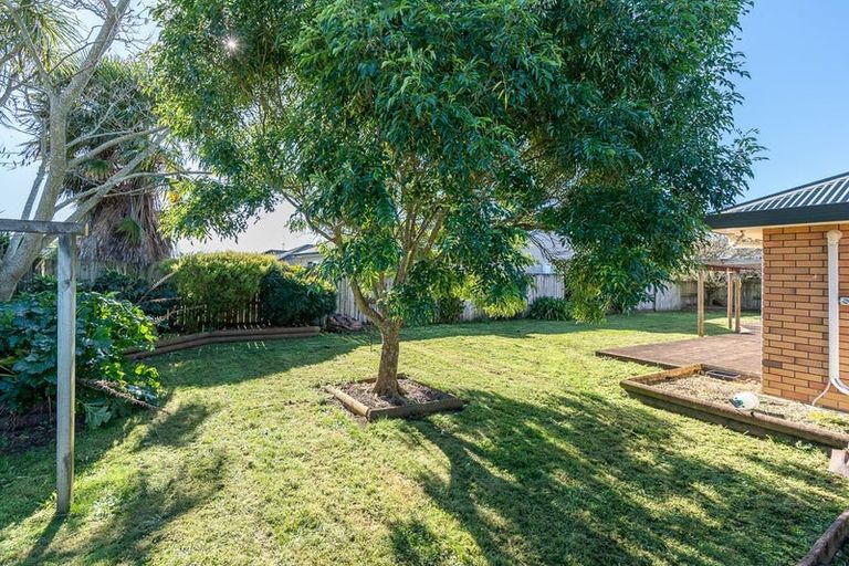 Photo of property in 44 Cranbrook Place, Rototuna North, Hamilton, 3210