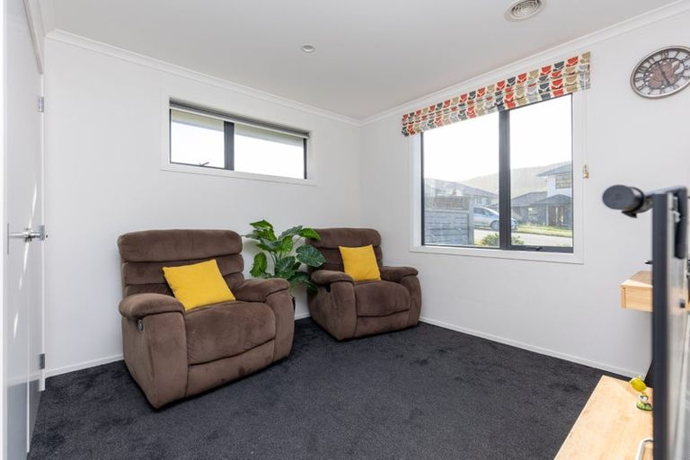 Photo of property in 111 Melksham Drive, Churton Park, Wellington, 6037
