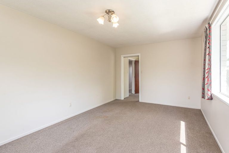 Photo of property in 1/3 Cavendish Road, Casebrook, Christchurch, 8051