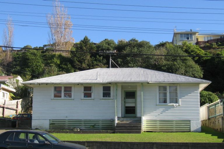 Photo of property in 202 George Street, Stokes Valley, Lower Hutt, 5019