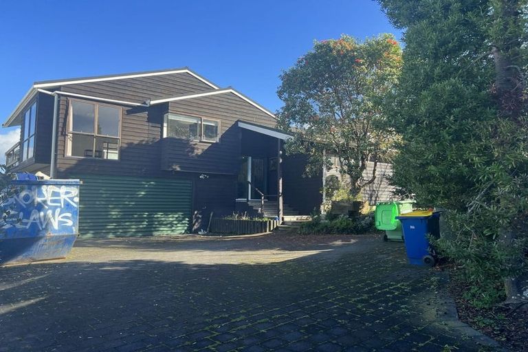 Photo of property in 1/26 East Coast Road, Milford, Auckland, 0620