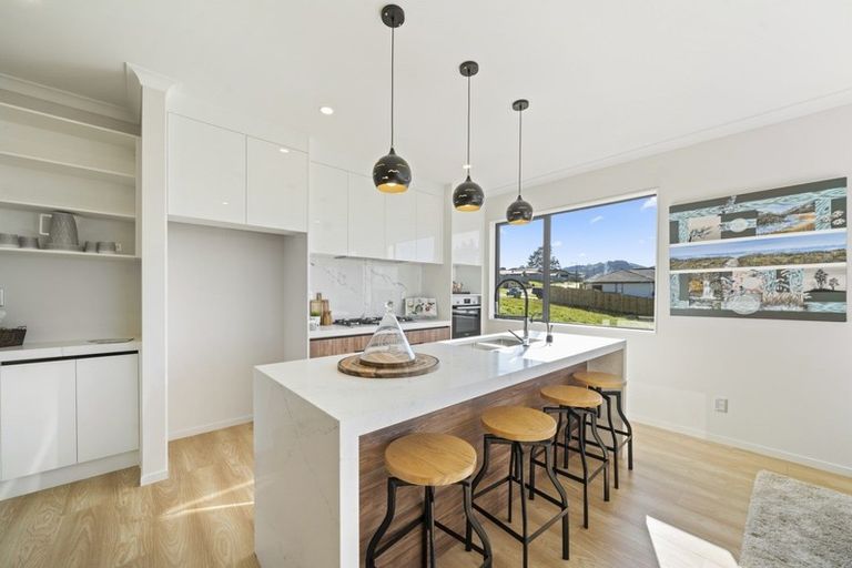 Photo of property in 12 Thomason Crescent, Pokeno, 2402