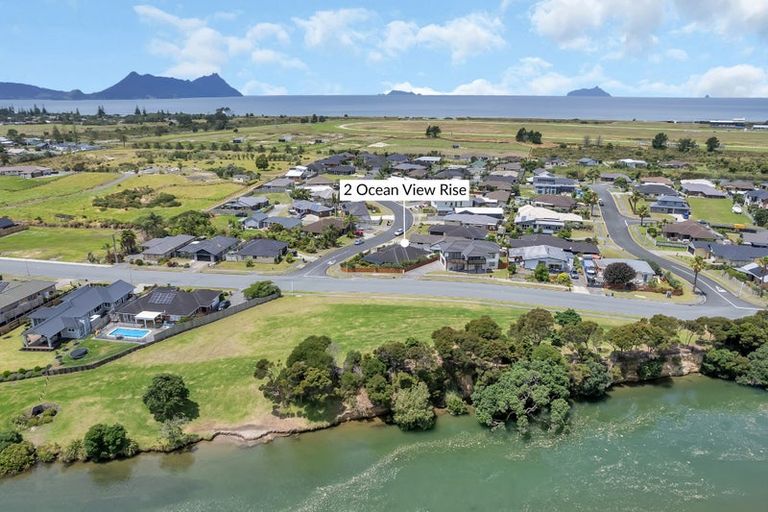 Photo of property in 2 Ocean View Rise, Ruakaka, 0116