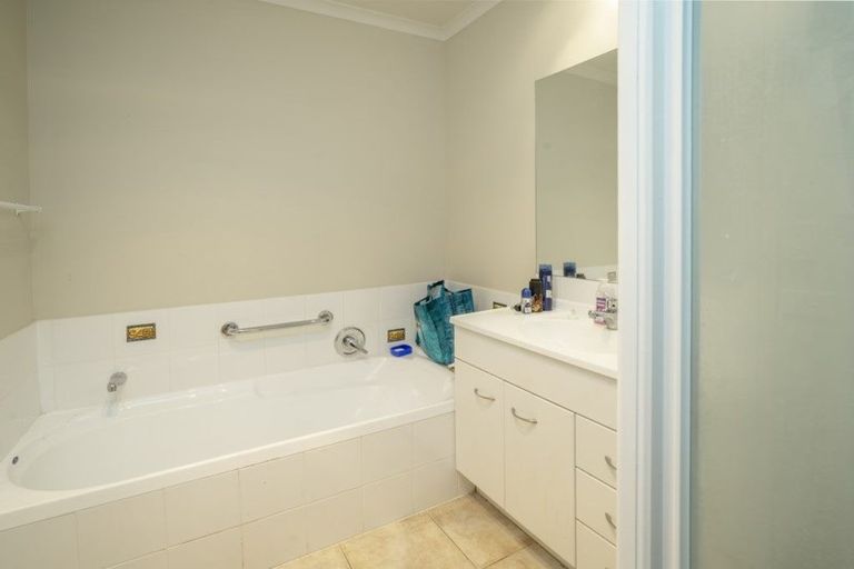 Photo of property in 21 Paterson Street, Frankton, Hamilton, 3204