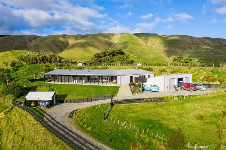 Photo of property in 823 Ohariu Valley Road, Ohariu, Wellington, 6037