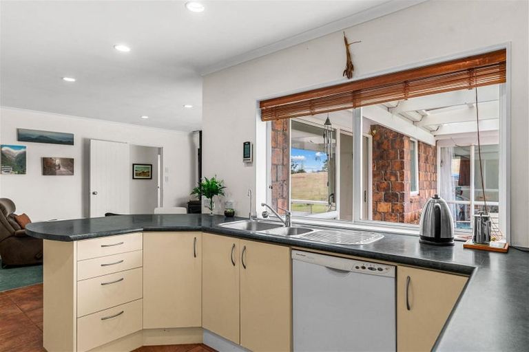 Photo of property in 5150a Kaipara Coast Highway, Wellsford, 0972