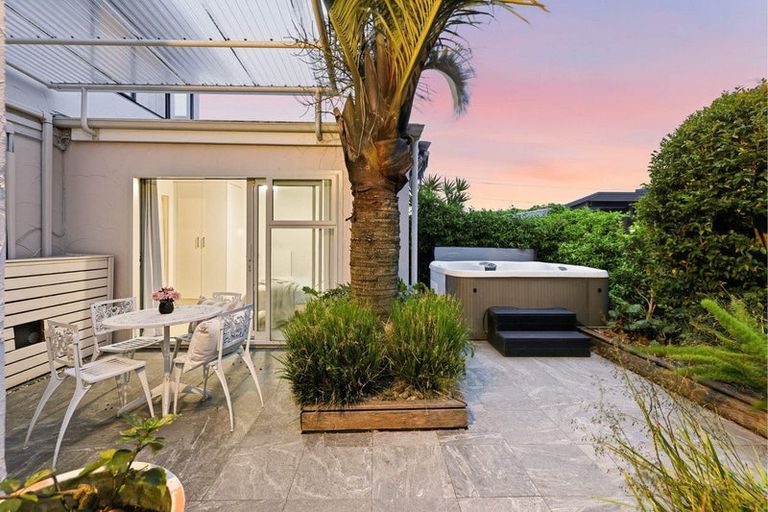 Photo of property in 48b Golf Road, Mount Maunganui, 3116