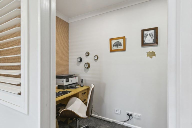 Photo of property in 38 Rajkot Terrace, Broadmeadows, Wellington, 6035