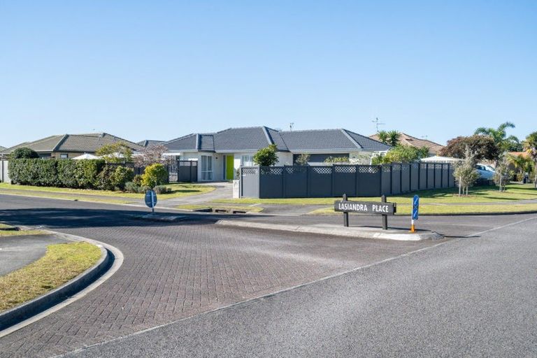Photo of property in 2 Lasiandra Place, Mount Maunganui, 3116