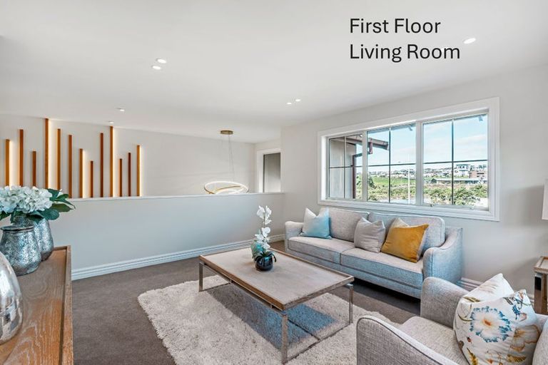 Photo of property in 7 Luff Place, Long Bay, Auckland, 0630