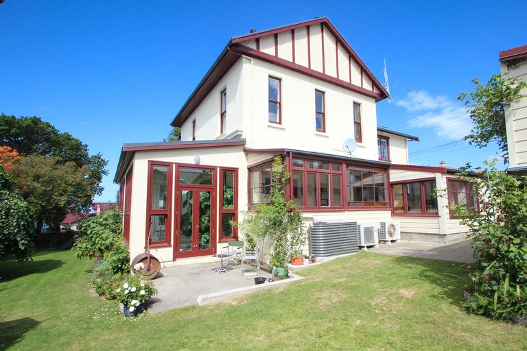 Photo of property in 32 Hull Street, South Hill, Oamaru, 9400