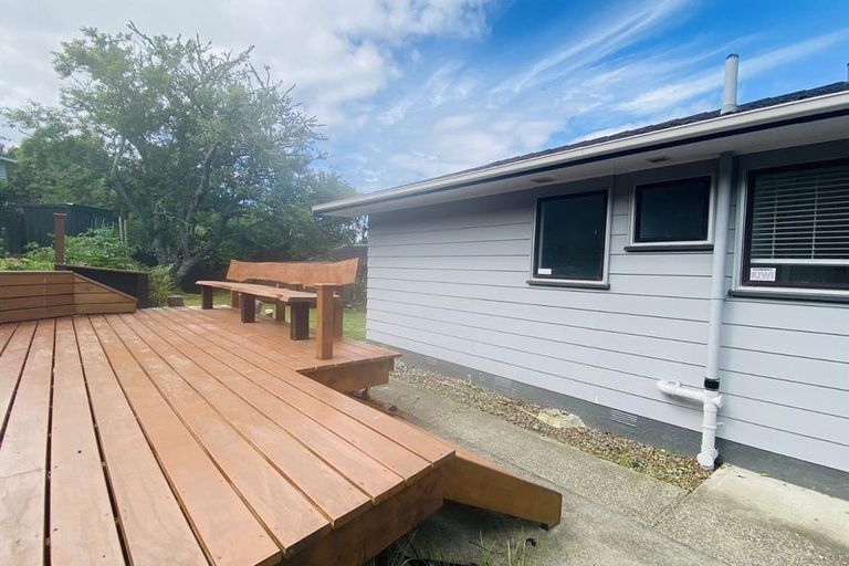 Photo of property in 31 Contessa Drive, Glenfield, Auckland, 0629