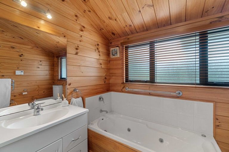 Photo of property in 5 Addison Street, Leamington, Cambridge, 3432