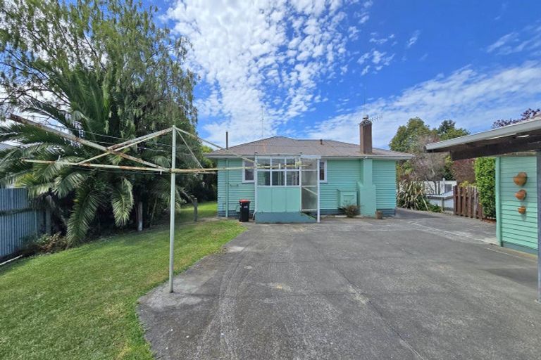 Photo of property in 10 Cornwall Road, Taradale, Napier, 4112