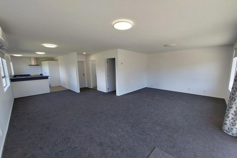 Photo of property in 5b Purakanui Place, Northwood, Christchurch, 8051