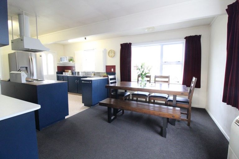 Photo of property in 14 Dejoux Road, Winton, 9720