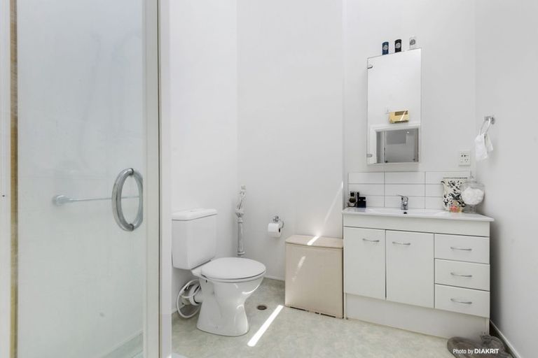 Photo of property in The Villas, 9/33 Hobson Street, Thorndon, Wellington, 6011