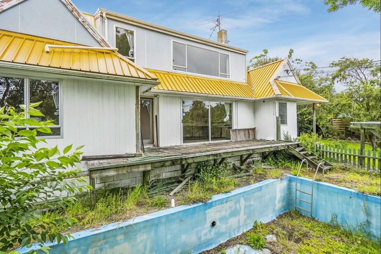 Photo of property in 42 Eatwell Avenue, Paraparaumu Beach, Paraparaumu, 5032
