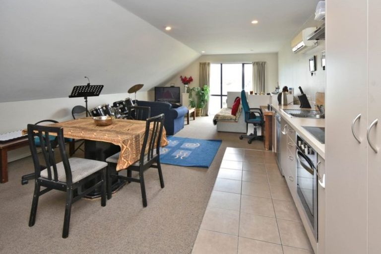 Photo of property in 1/75 Thackeray Place, Waltham, Christchurch, 8023