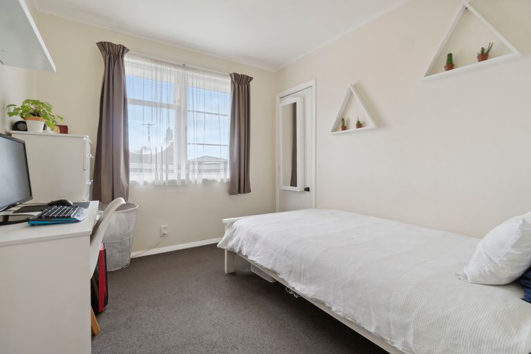 Photo of property in 1/127 Clevedon Road, Papakura, 2110