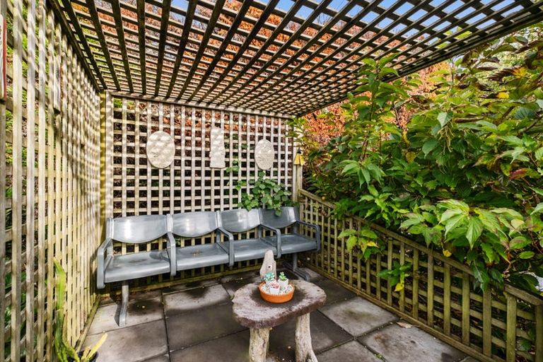 Photo of property in 2 Joll Street, Waitara, 4383