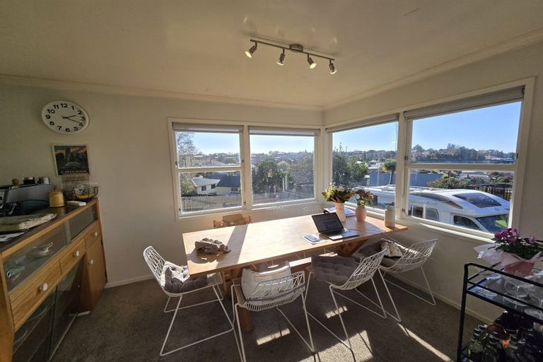 Photo of property in 21 Grosmont Terrace, Brookfield, Tauranga, 3110