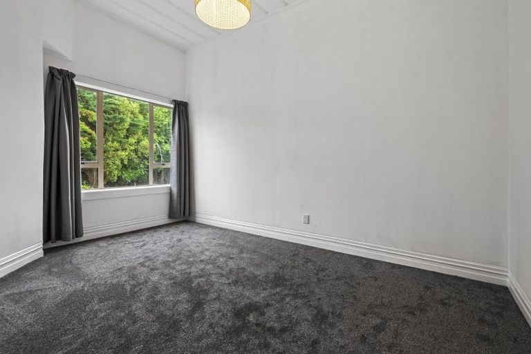 Photo of property in 9-15 Nikau Street, Tokomaru, Palmerston North, 4474