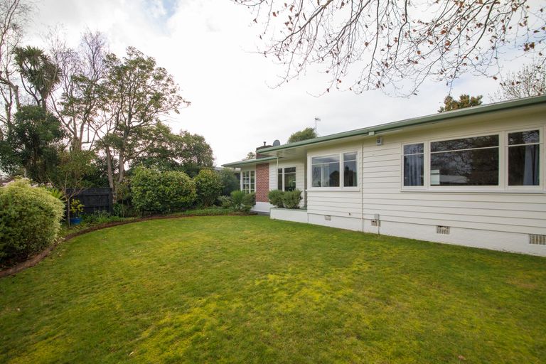 Photo of property in 6 Trent Avenue, Hokowhitu, Palmerston North, 4410