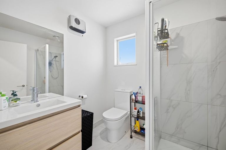 Photo of property in 1/51 Hills Road, Edgeware, Christchurch, 8013