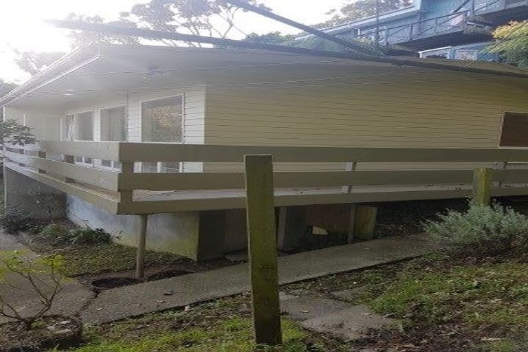 Photo of property in 96a Motuhara Road, Plimmerton, Porirua, 5026