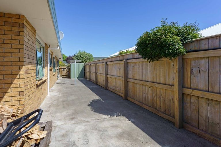 Photo of property in 57 Regent Drive, Paraparaumu Beach, Paraparaumu, 5032