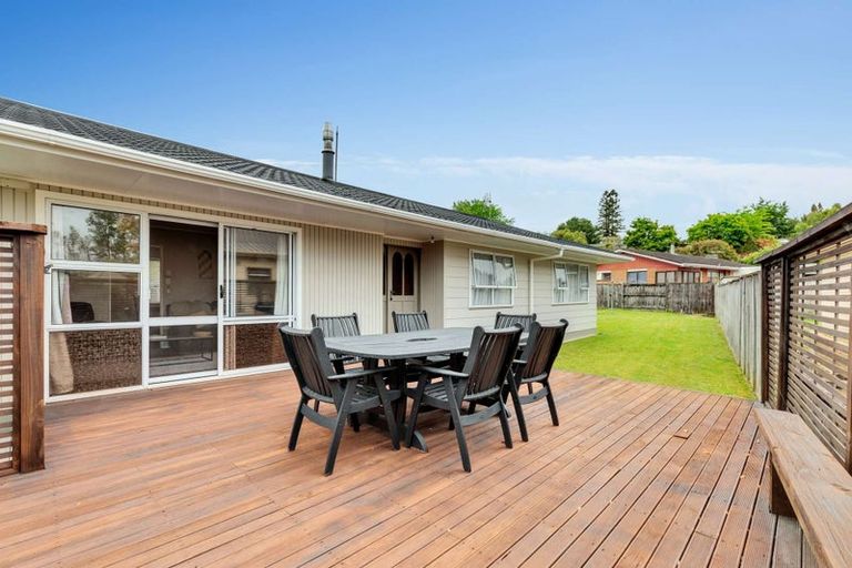 Photo of property in 4 Westbrook Place, Pomare, Rotorua, 3015