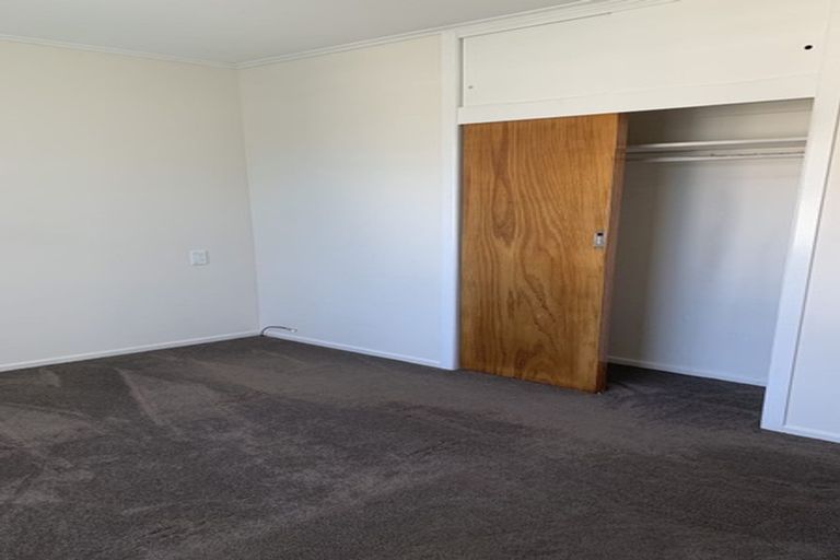 Photo of property in 2/34 Portadown Avenue, Pakuranga Heights, Auckland, 2010