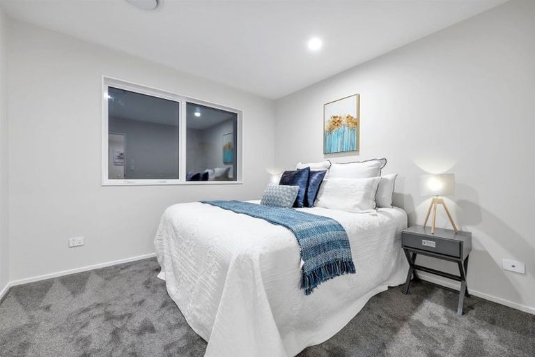 Photo of property in 15 Catalina Avenue, Rosehill, Papakura, 2113