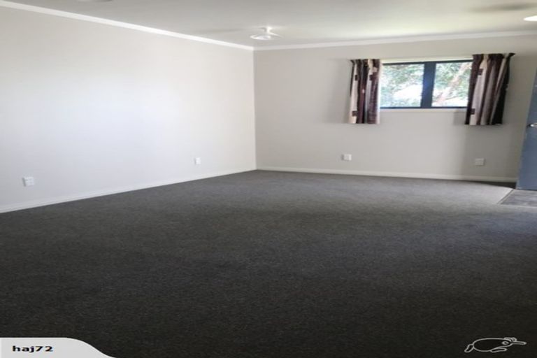 Photo of property in 18 Hicks Crescent, Waikanae Beach, Waikanae, 5036