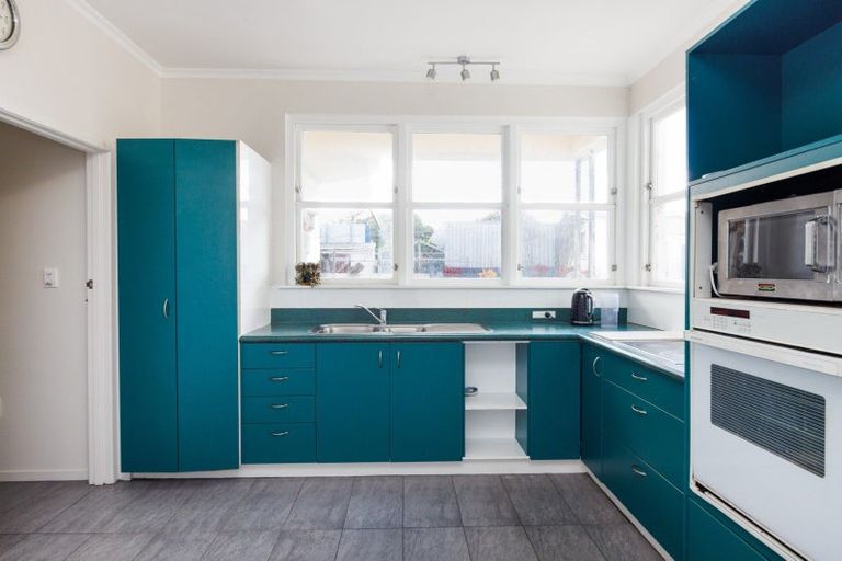 Photo of property in 12/14 High Street, Marton, 4710