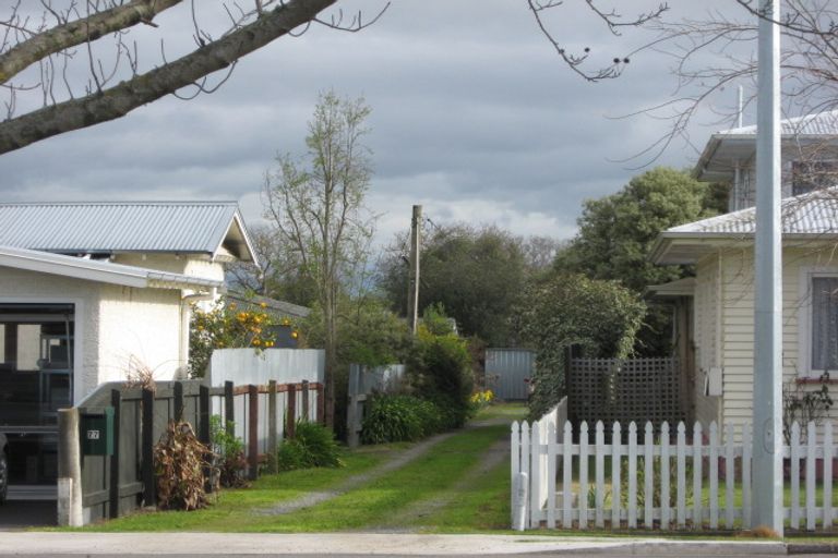 Photo of property in 77 Napier Road, Havelock North, 4130