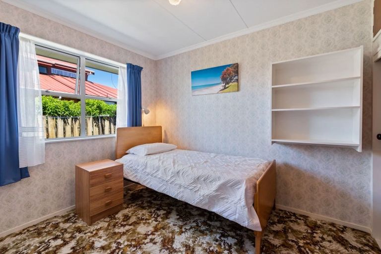 Photo of property in 25 Knights Grove, Otaki, 5512