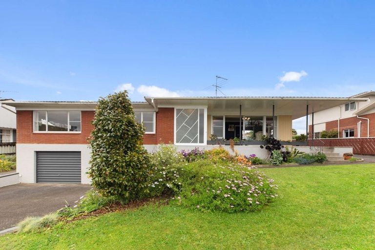 Photo of property in 5 Meachen Terrace, Waiuku, 2123