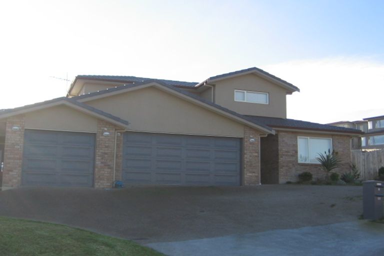 Photo of property in 34 Ballymore Drive, Pinehill, Auckland, 0632