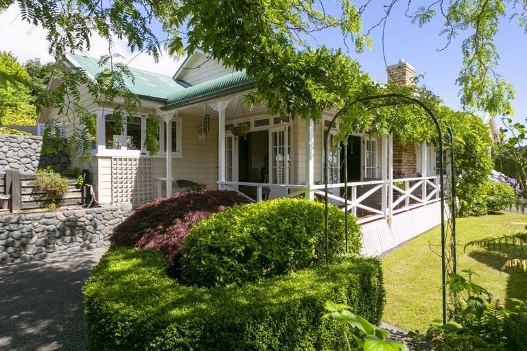 Photo of property in 70 Shepherd Road, Waipahihi, Taupo, 3330