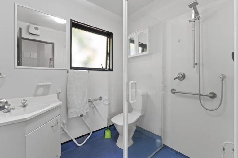 Photo of property in 47a Aorangi Road, Bryndwr, Christchurch, 8053