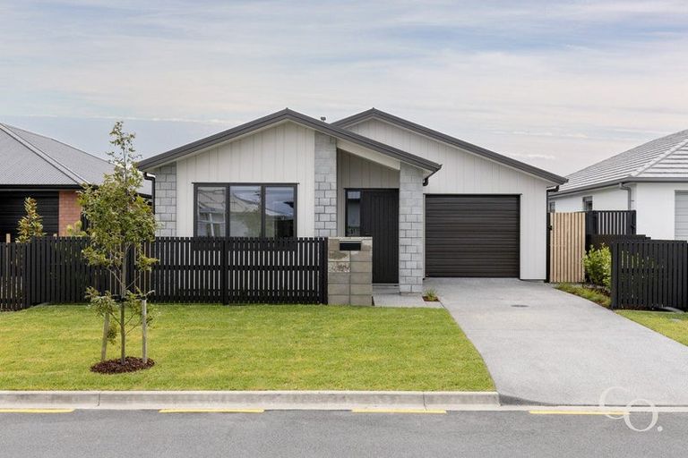 Photo of property in 35 Bale Close, Papamoa, 3118