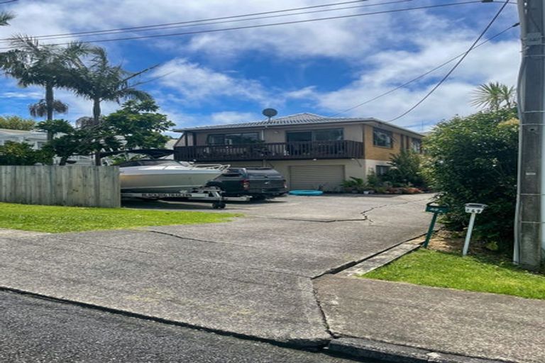Photo of property in 1/49 Killarney Avenue, Torbay, Auckland, 0630