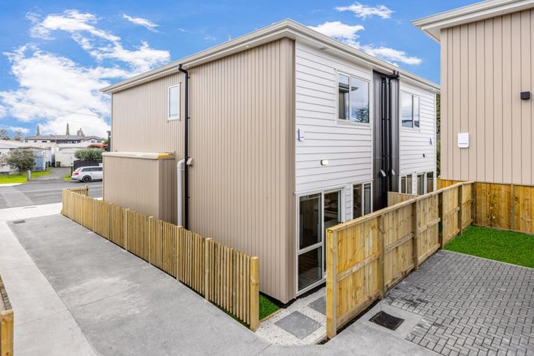Photo of property in 115b Luke Street East, Otahuhu, Auckland, 1062