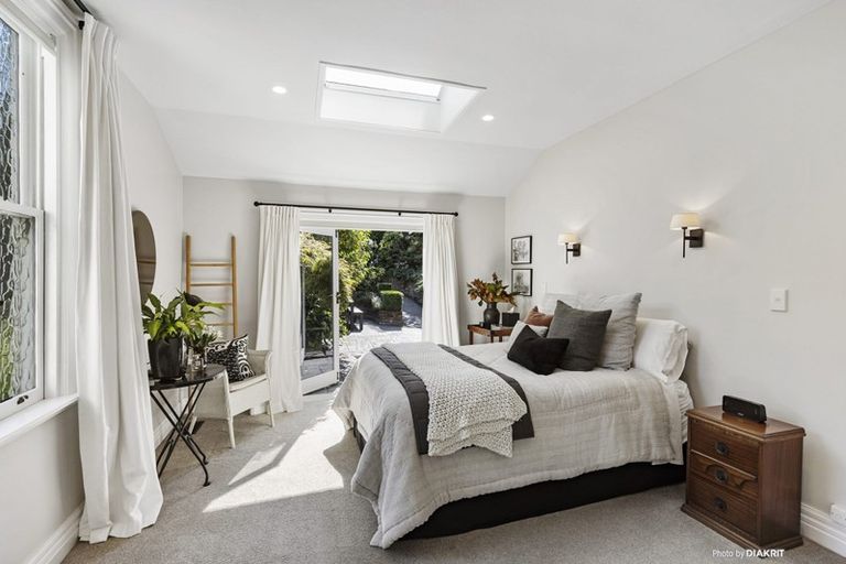 Photo of property in 30 Talavera Terrace, Kelburn, Wellington, 6012