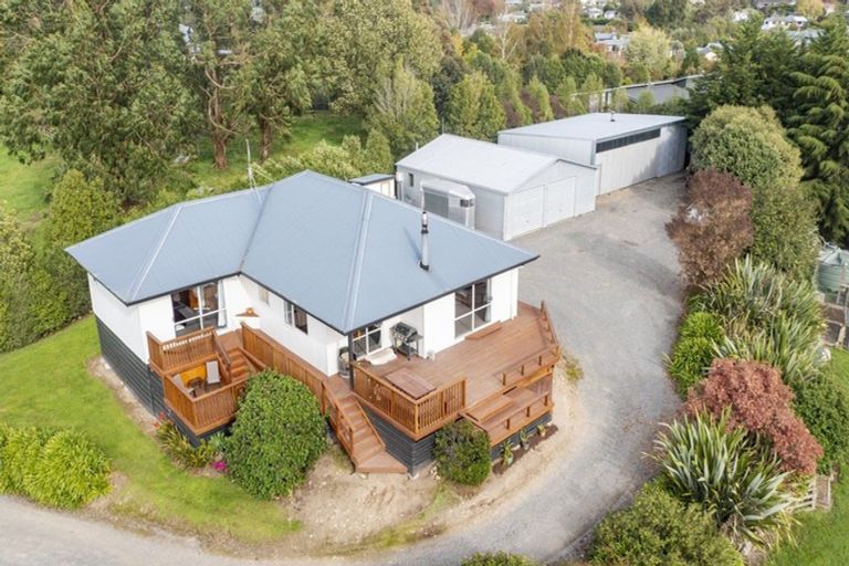 Photo of property in 104 High Street, Waipawa, 4210