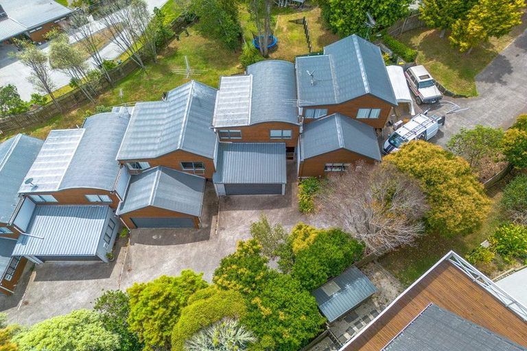 Photo of property in 2/30b Verbena Road, Birkdale, Auckland, 0626